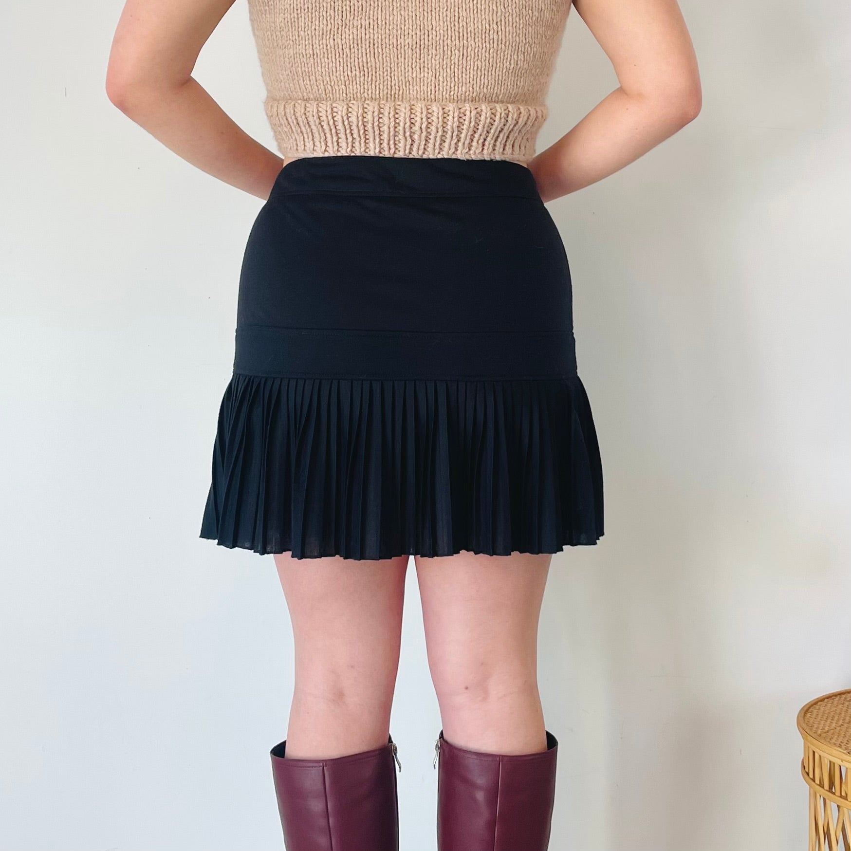 Y2K Pleated Mini (L)