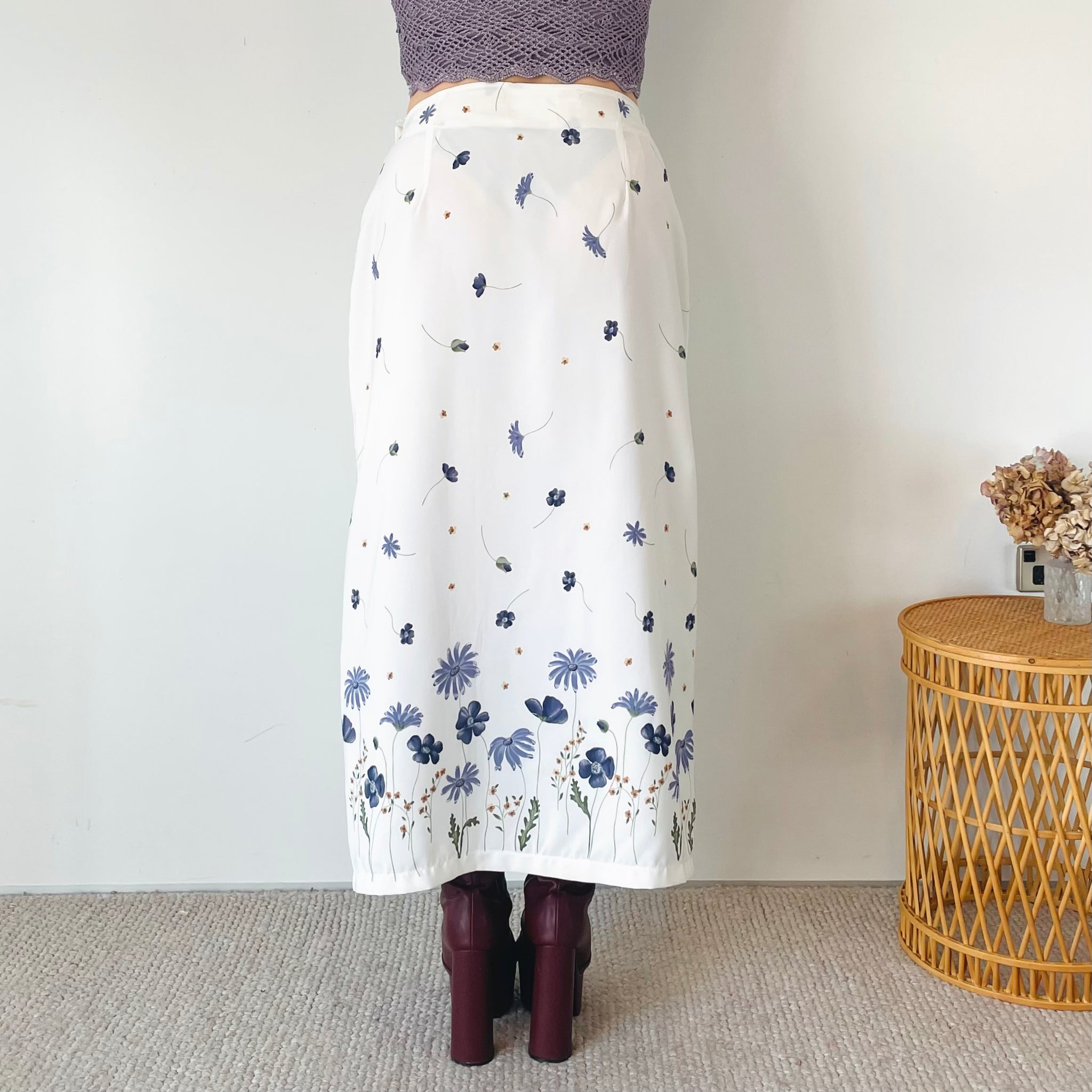 Floral Wrap Maxi Skirt (L)